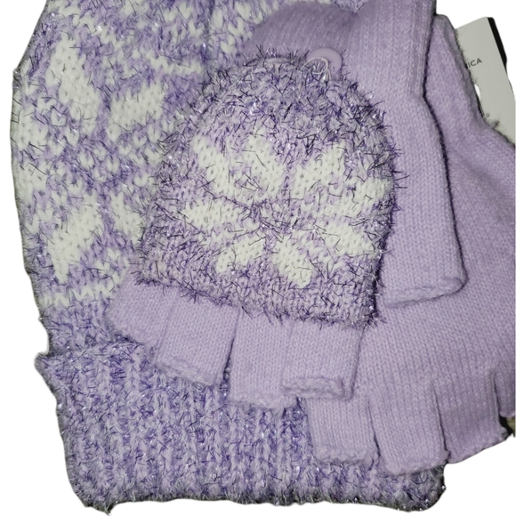 Holiday Time NWT Adult Winter Hat and Fingerless Gloves Snowflake Tinsel 779 - Picture 2 of 3